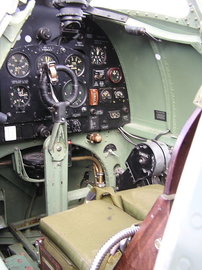 Photo-8-Spitfire-Cockpit.jpg